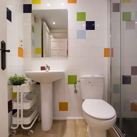 Puerta Del Camino 5 - Patio Y Wifi Daire Bilbao